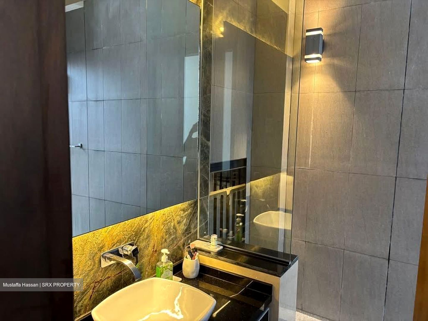 Sarina Park (D14), Terrace #529299961